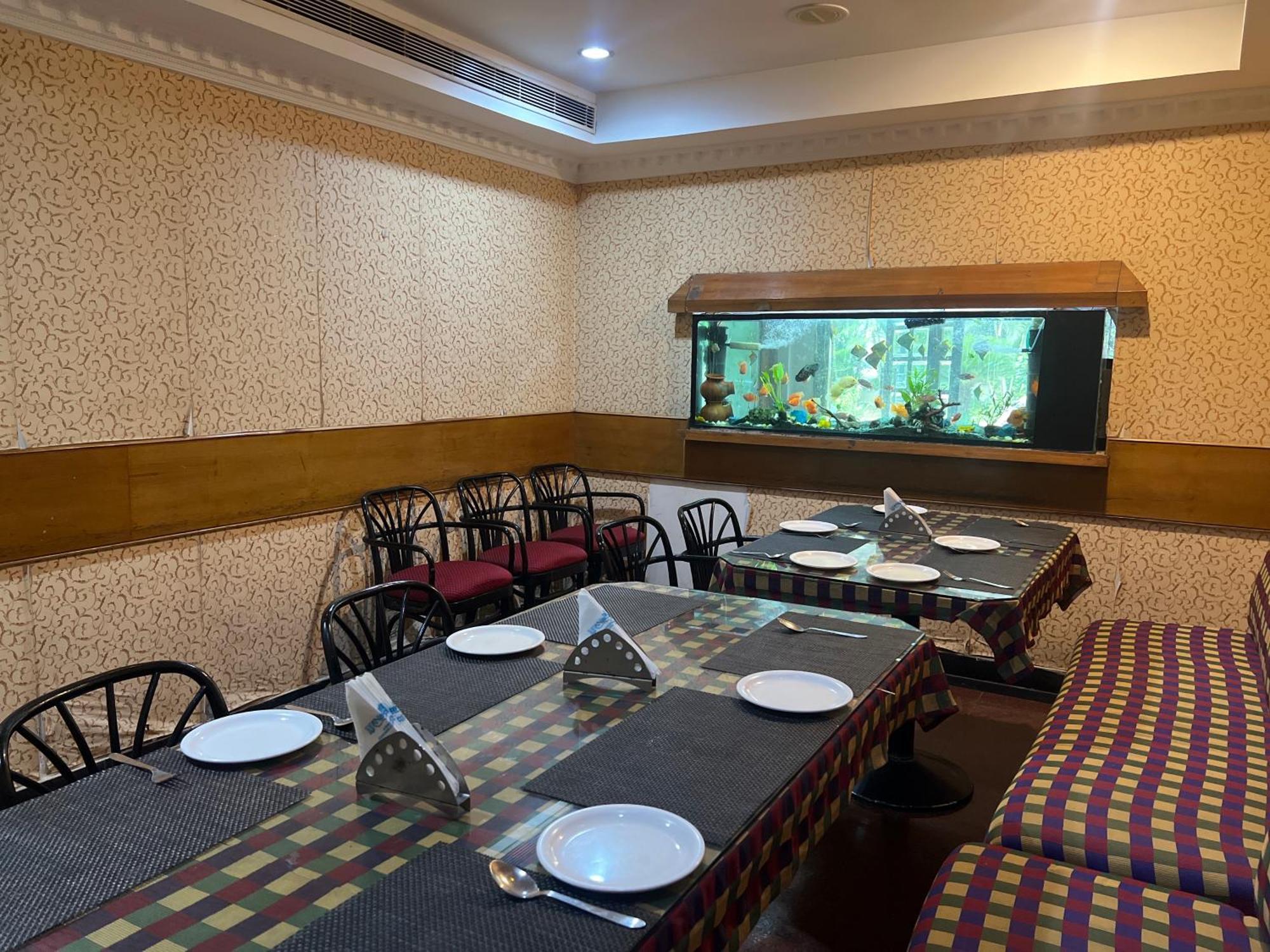 Varada Nagavali Hotel Srikakulam Kültér fotó
